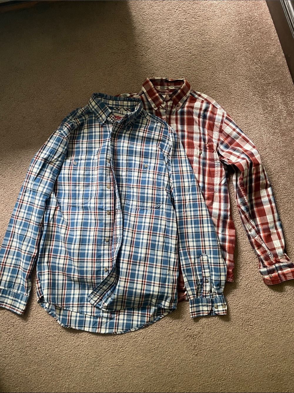 Set of 2 Men's Plaid Button-Down Shirts